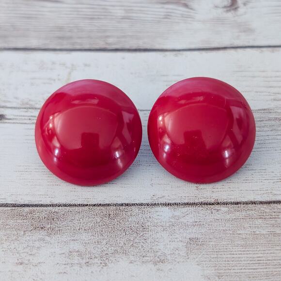 Vintage Clip On Earrings 1 & 1/8" Large Domed Circular Red Retro Statement - Picture 2 of 5